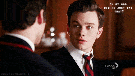 gif kurt kiss glee