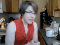 hannah hart clapping